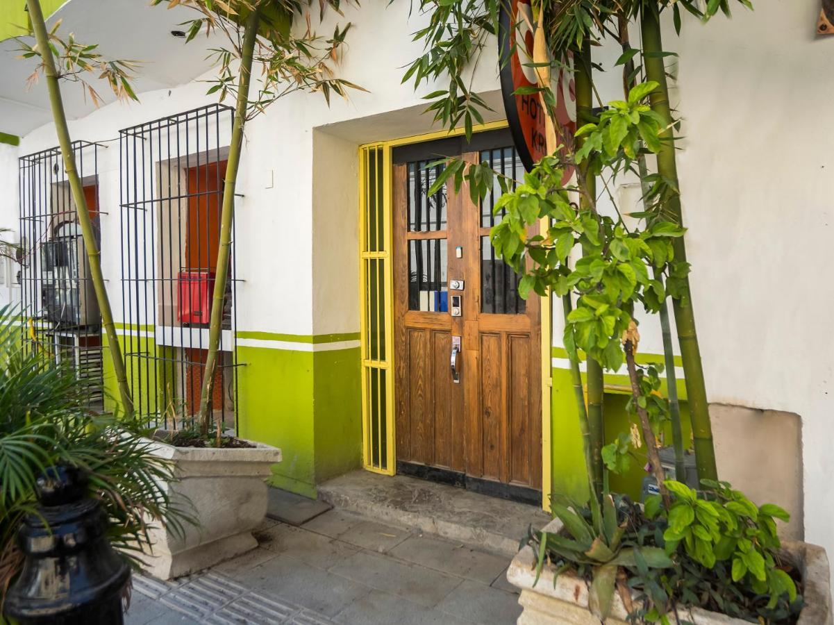 Oyo Hotel Hare Krishna Монтерей Екстериор снимка